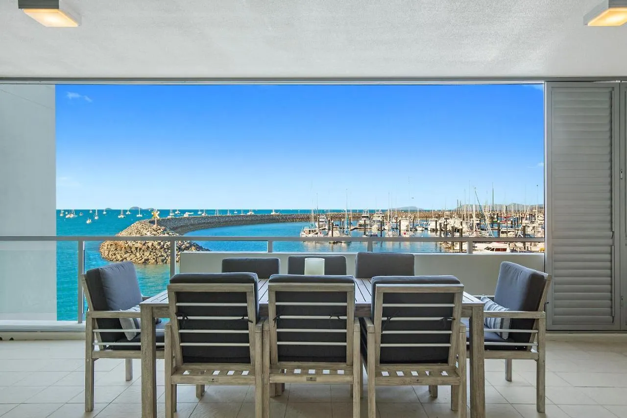 Peninsula Airlie Beach