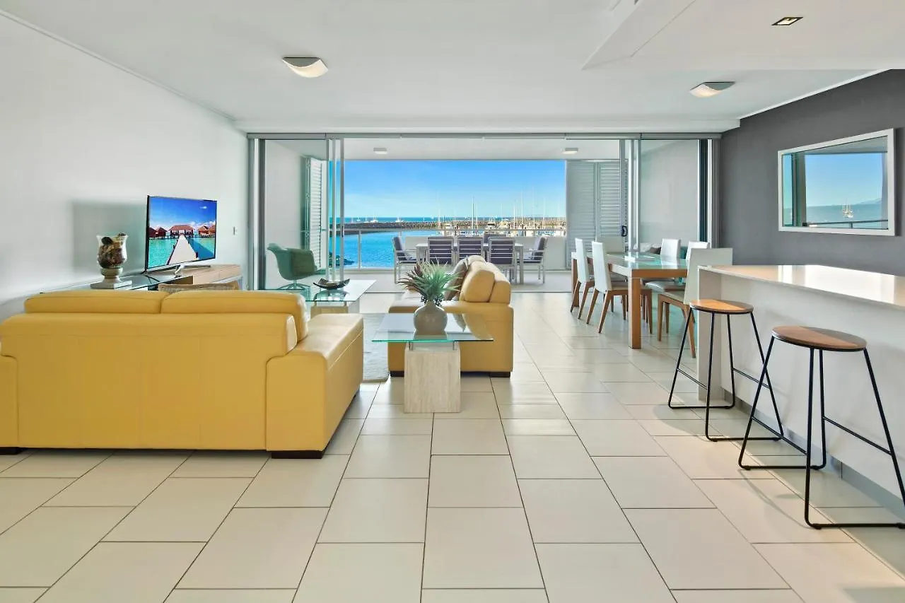 Aparthotel Peninsula Airlie Beach