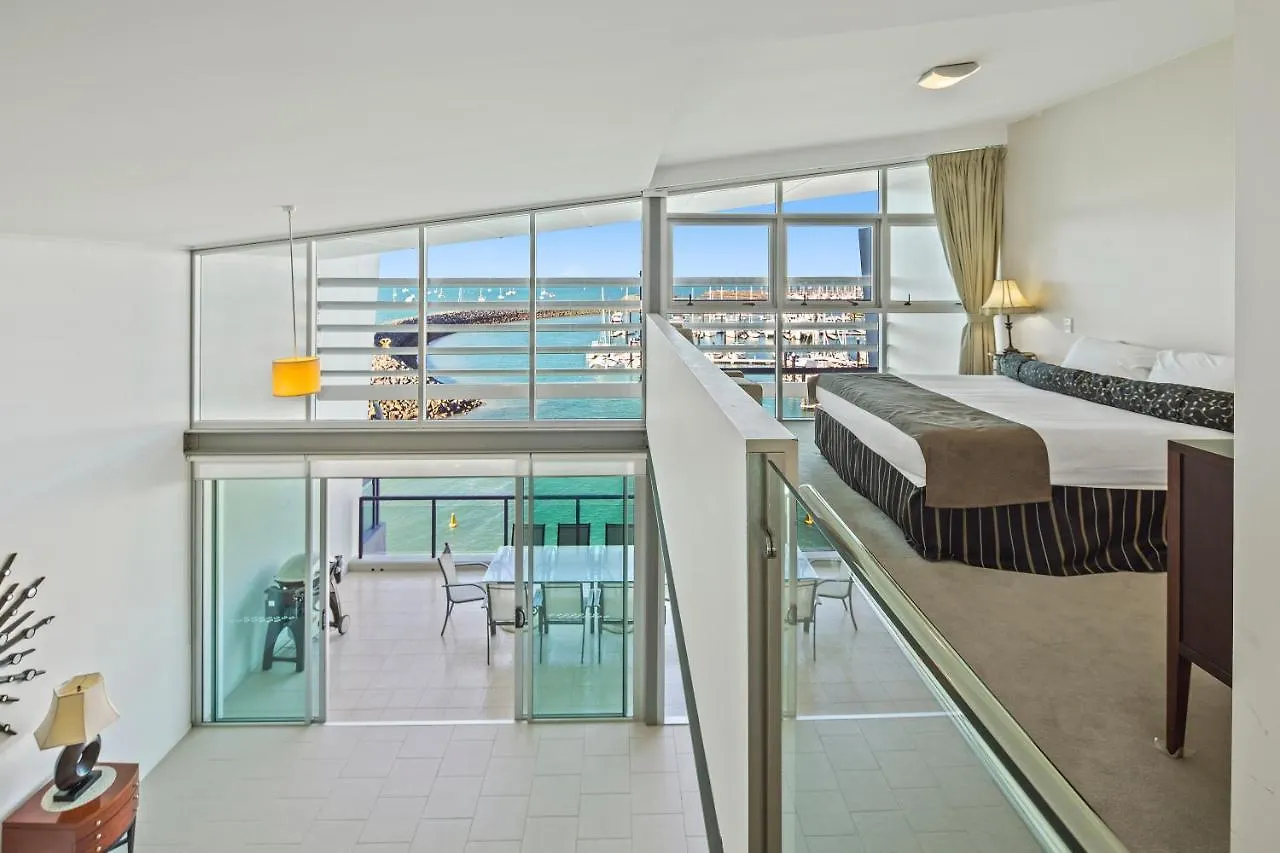 Peninsula Airlie Beach Aparthotel
